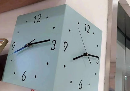 CornerTime - elegantni kutni sat