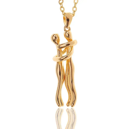 Ketting met omarmende hanger – Tijdloos symbool van liefde