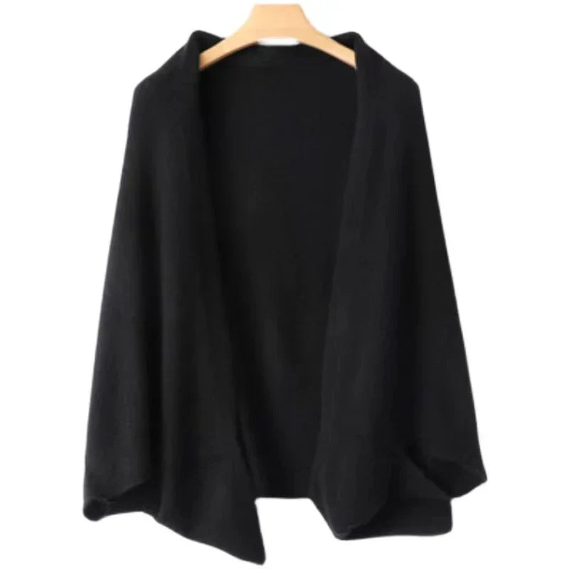 Multifunctional Shawl – Stylish to Wear as a Cardigan or Wrap