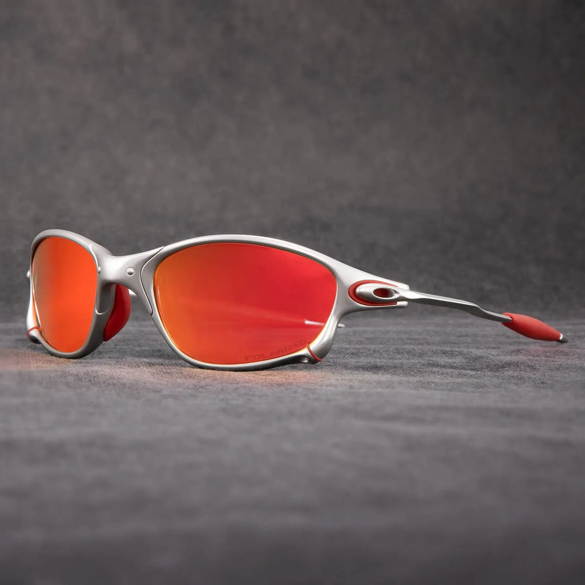 Gafas de sol deportivas polarizadas - montura metálica con lentes rojas
