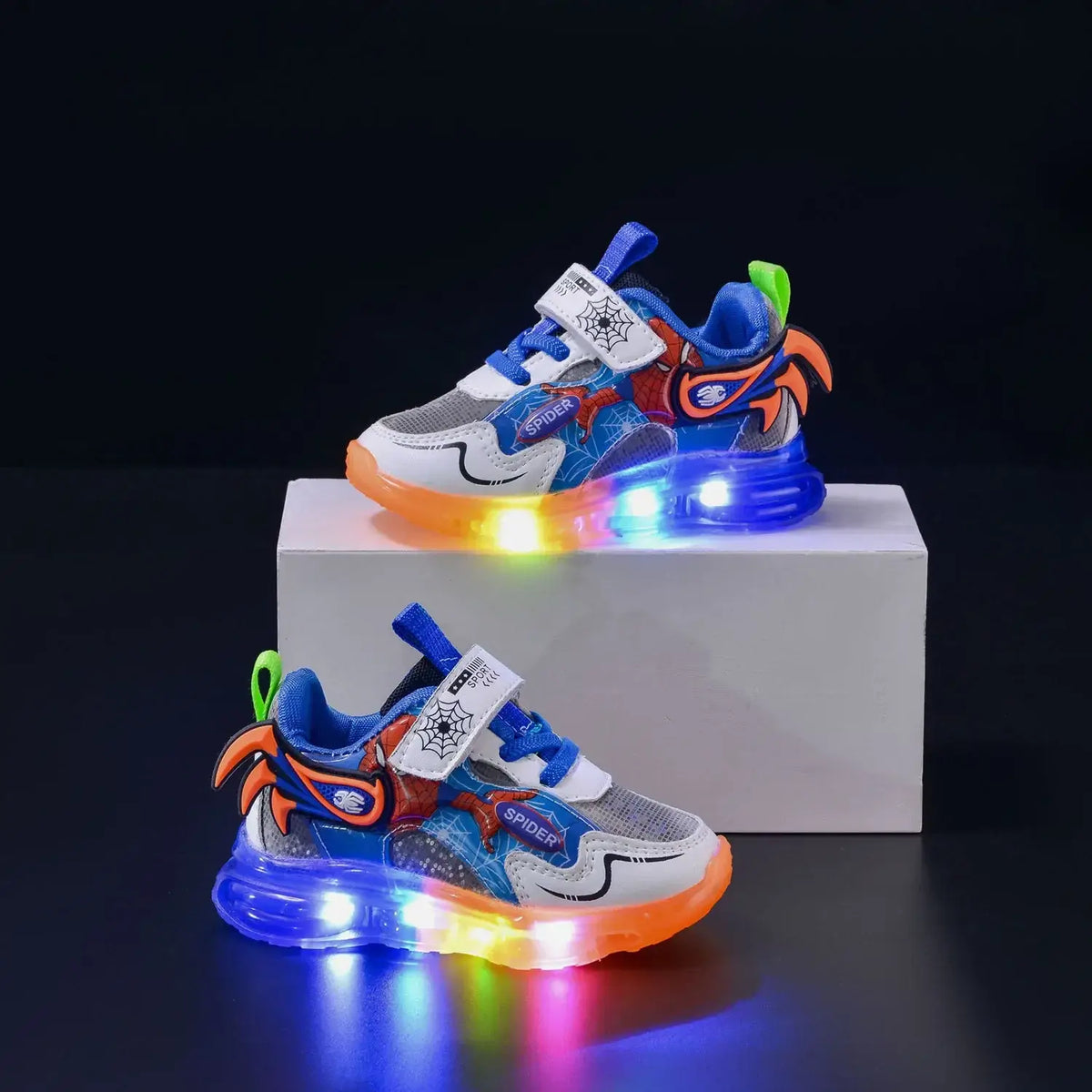 Trendy LED-barnesko – for energisk lek