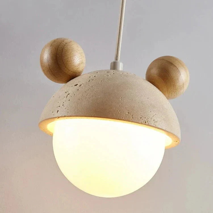 Elegant Micky-pendellampe i travertin med LED-belysning