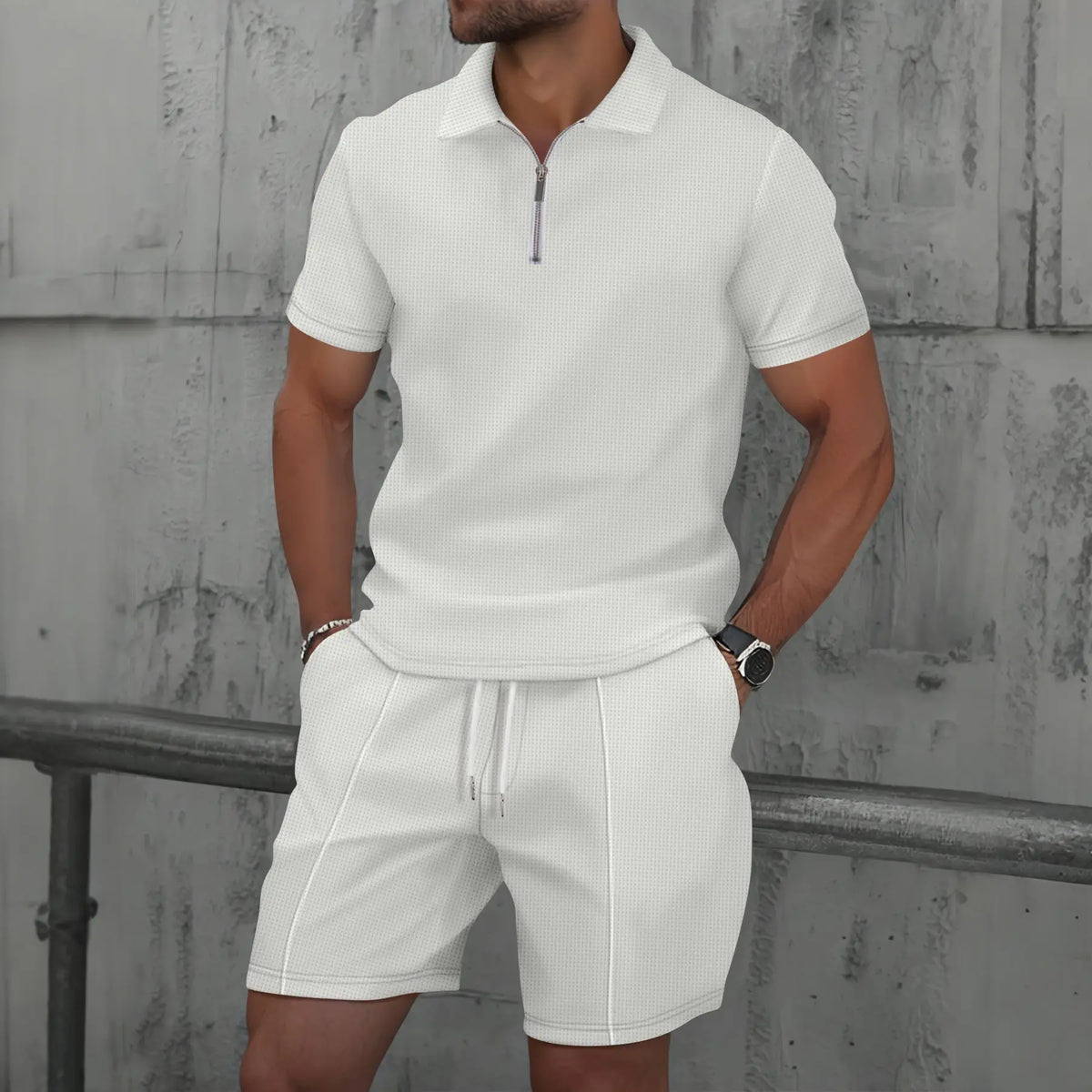 Completo estivo da uomo con polo con colletto e cerniera e comodi pantaloncini