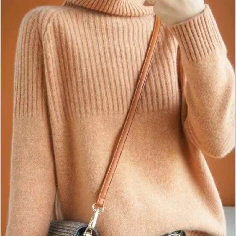 Elegant Warm Ladies' Turtleneck Sweater with Ribbed Details