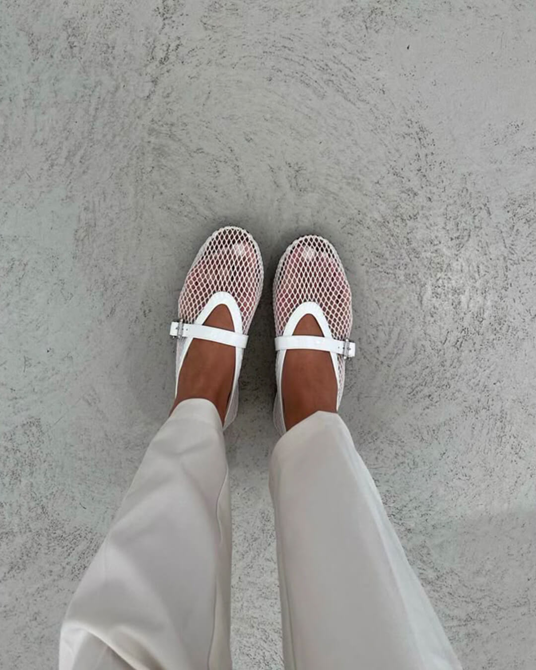 Bailarinas ligeras para mujer con tira ajustable y hebilla