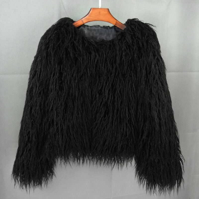Glamorous Winter Fur Coat - Lira