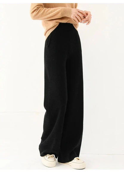 Luxury Women's Corduroy Trousers with Wide Legs and Elastic Waist