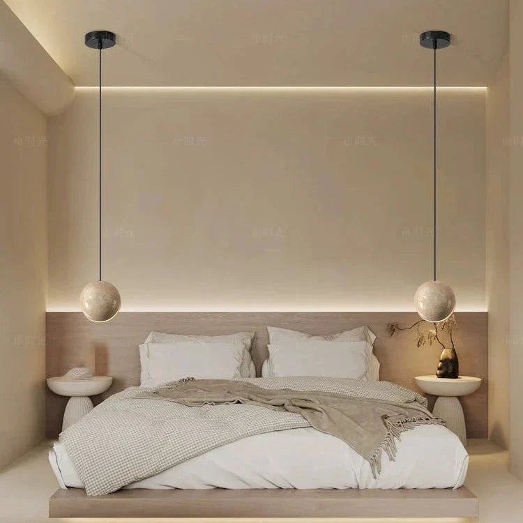 Lámpara colgante Lunar de travertino – elegancia en piedra natural