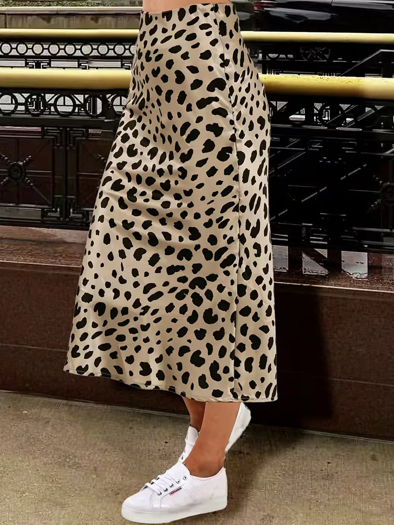 Satin Skirt with Leopard Print