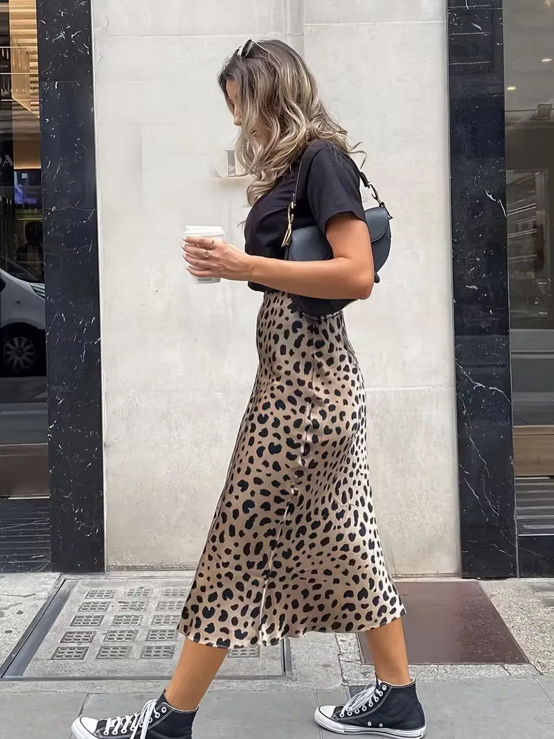 Satin Skirt with Leopard Print