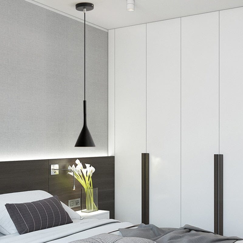 Minimalist Pendant Light - Adjustable and Elegant Design