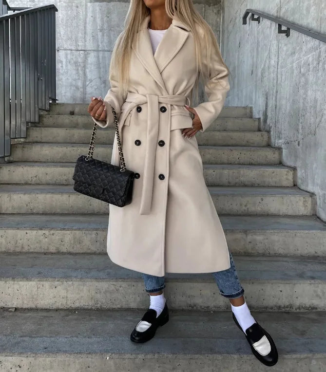 Warm trench coat with belt for women | winter