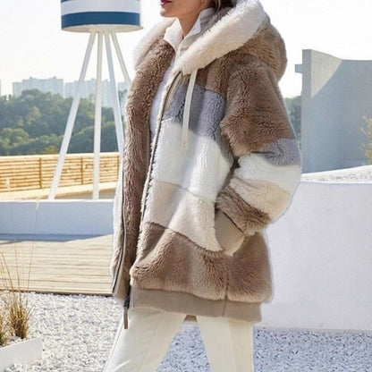 Gilet morbido e soffice con cappuccio da donna - Farra
