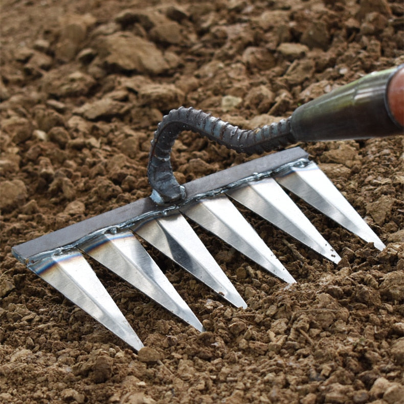 Adena Weed Rake Pro - Everything turned over in no time