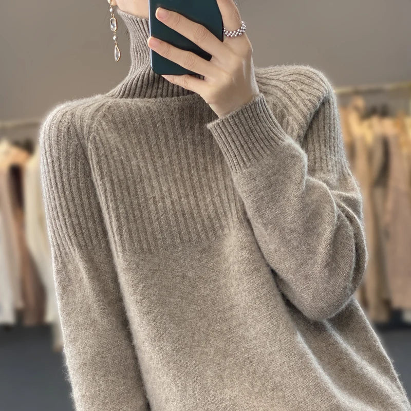 Elegant Warm Ladies' Turtleneck Sweater with Ribbed Details