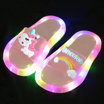Chaussons licorne lumineux pour enfants - Ludiques et colorés