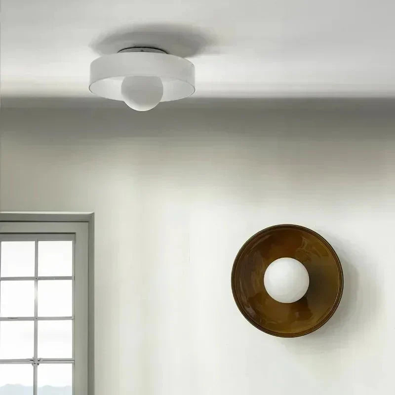 Glass ceiling lamp with Scandinavian design – Atmospheric lighting for any interior