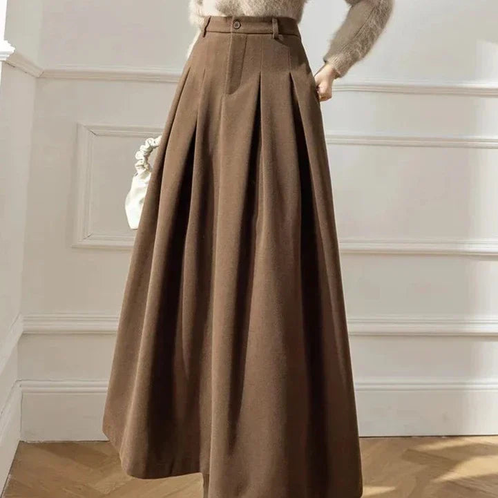 Elegant Maxi Skirt with High Waist and Deep Pleats