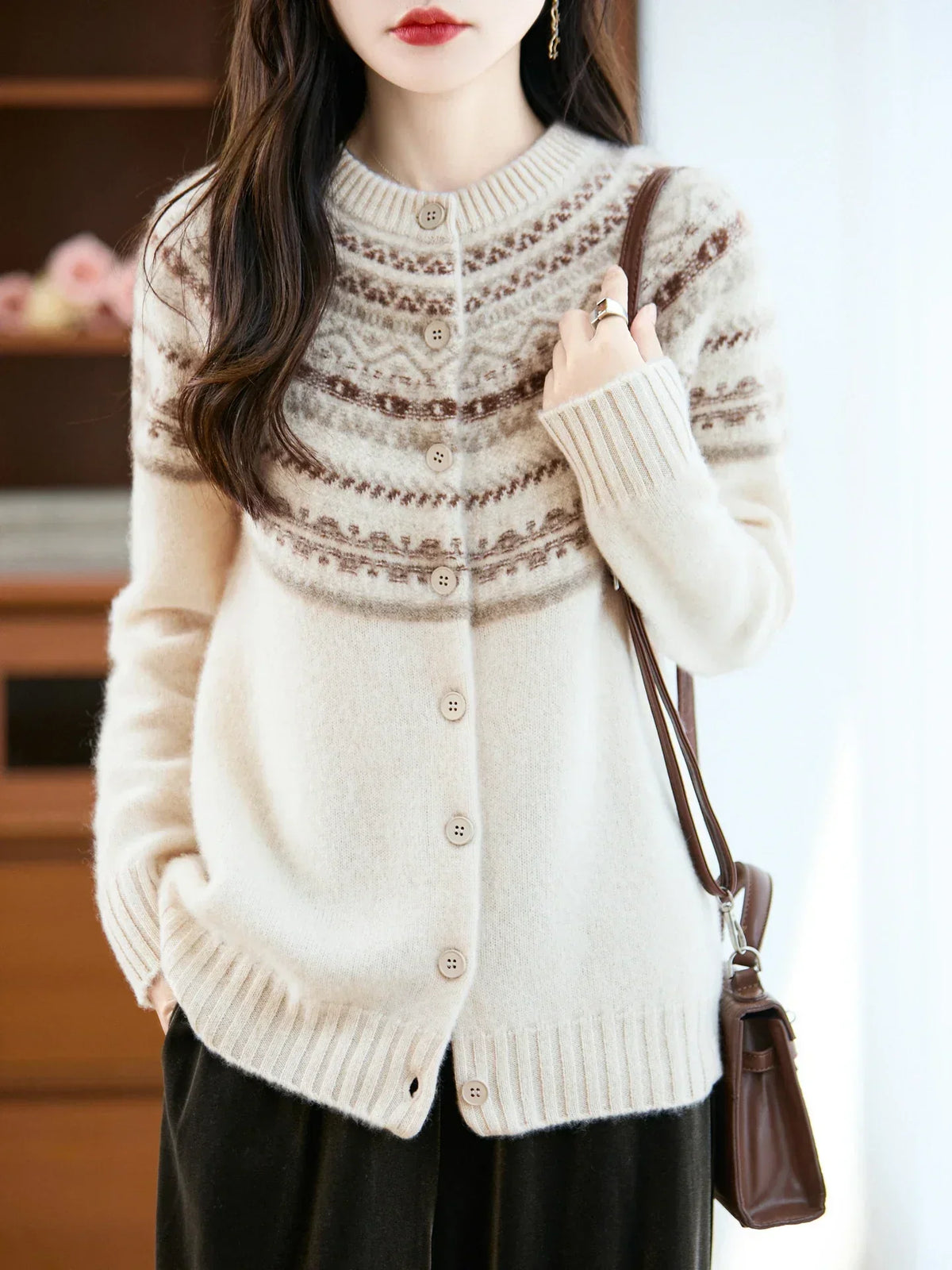 Ladies' Cosy Wool Vest with Norwegian Pattern and Button Closure