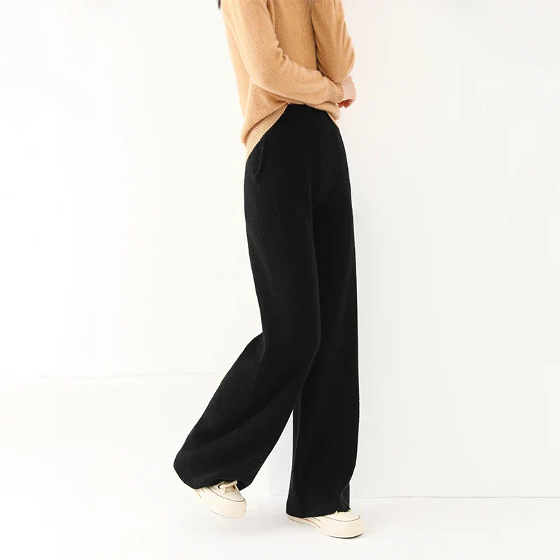 Luxury Women's Corduroy Trousers with Wide Legs and Elastic Waist