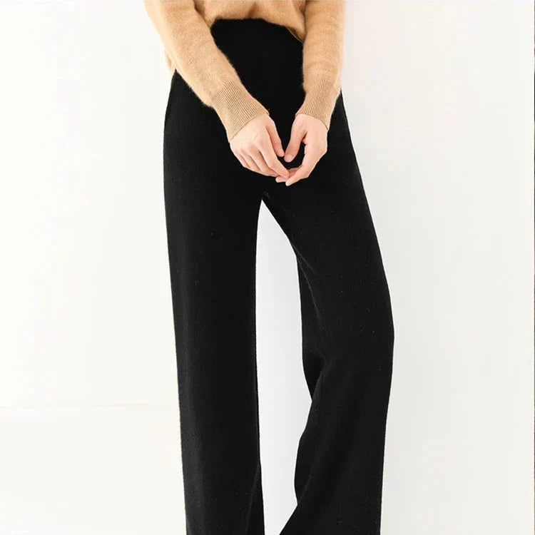 Luxury Women's Corduroy Trousers with Wide Legs and Elastic Waist