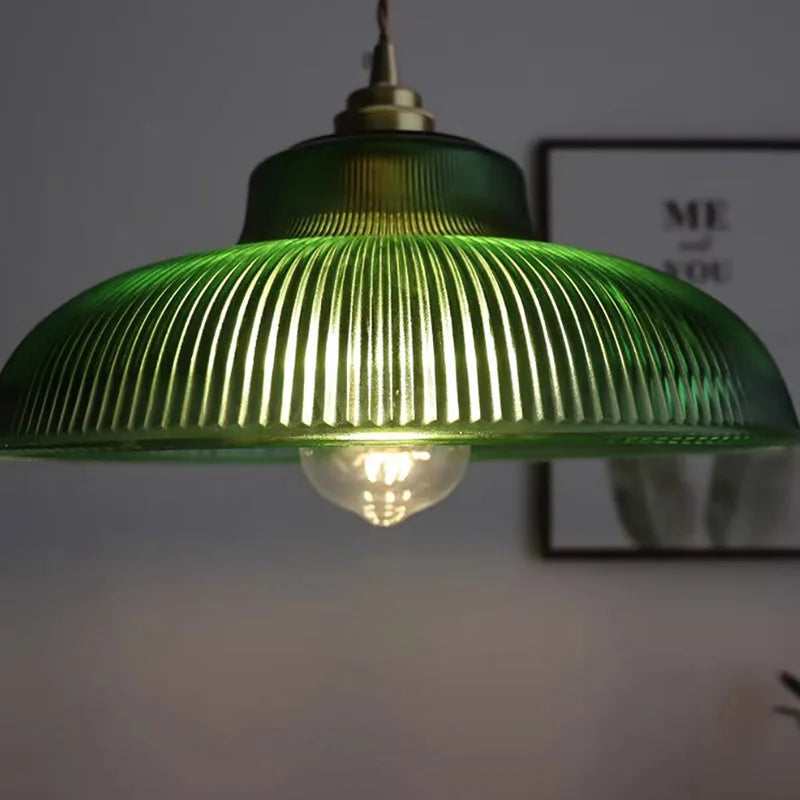 Lámpara colgante LED vintage de vidrio verde – Elegante y sostenible