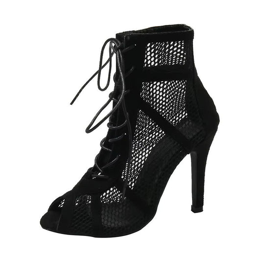 Loe – Elegante High Heels mit Knöchelriemen
