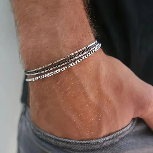 Set of four minimalist bracelets