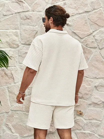 Set with V-neck and texture