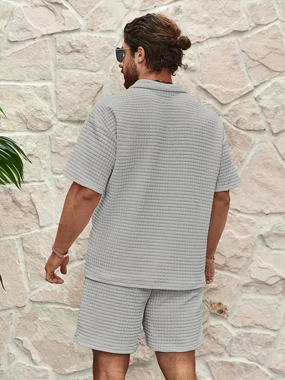 Set with V-neck and texture