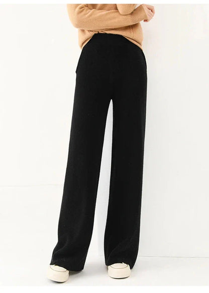 Luxury Women's Corduroy Trousers with Wide Legs and Elastic Waist