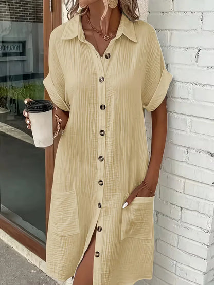 Shirt dress with V-neck and short sleeves