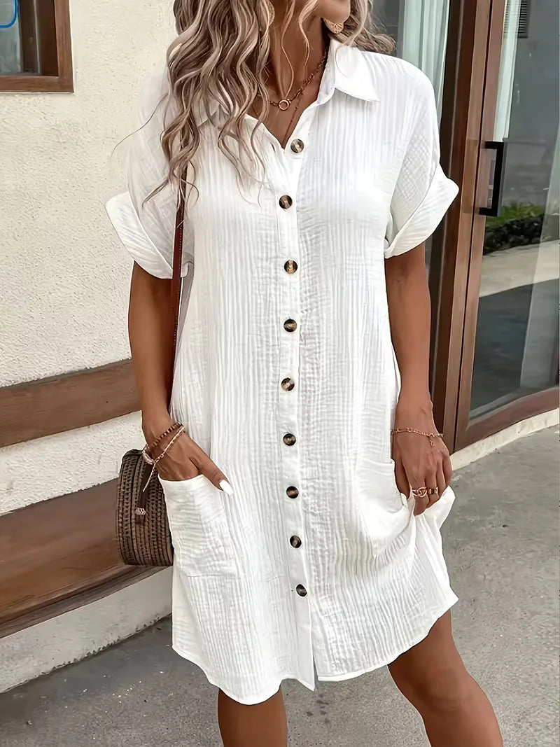 Shirt dress with V-neck and short sleeves