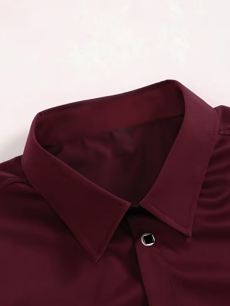 Shirt with Geometric Pattern and Slim Fit