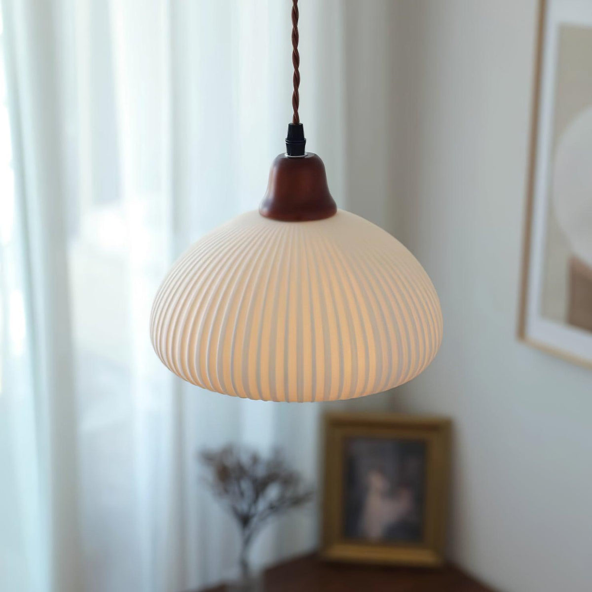 Ceramic Pendant Light with Ribbed Design and Wooden Details for Atmospheric Lighting
