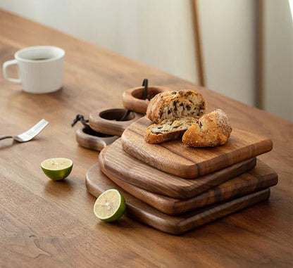 Tagliere in noce per la cucina e per servire, con design double face