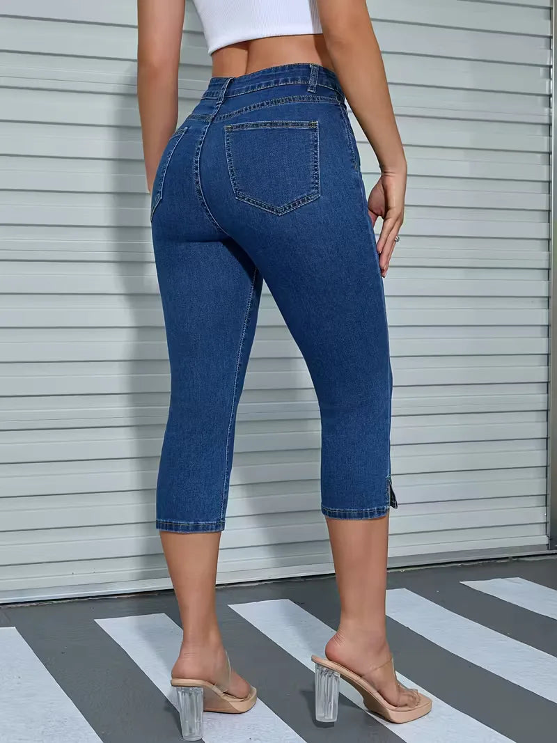 Skinny jeans with split hem