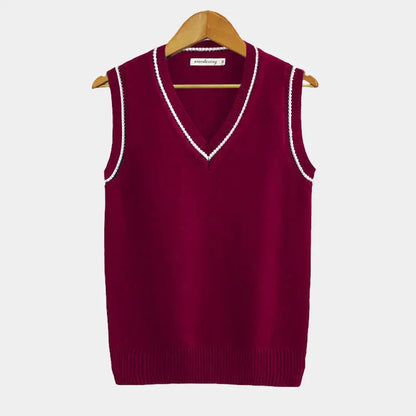 Sleeveless jumper with v-neck and cable pattern