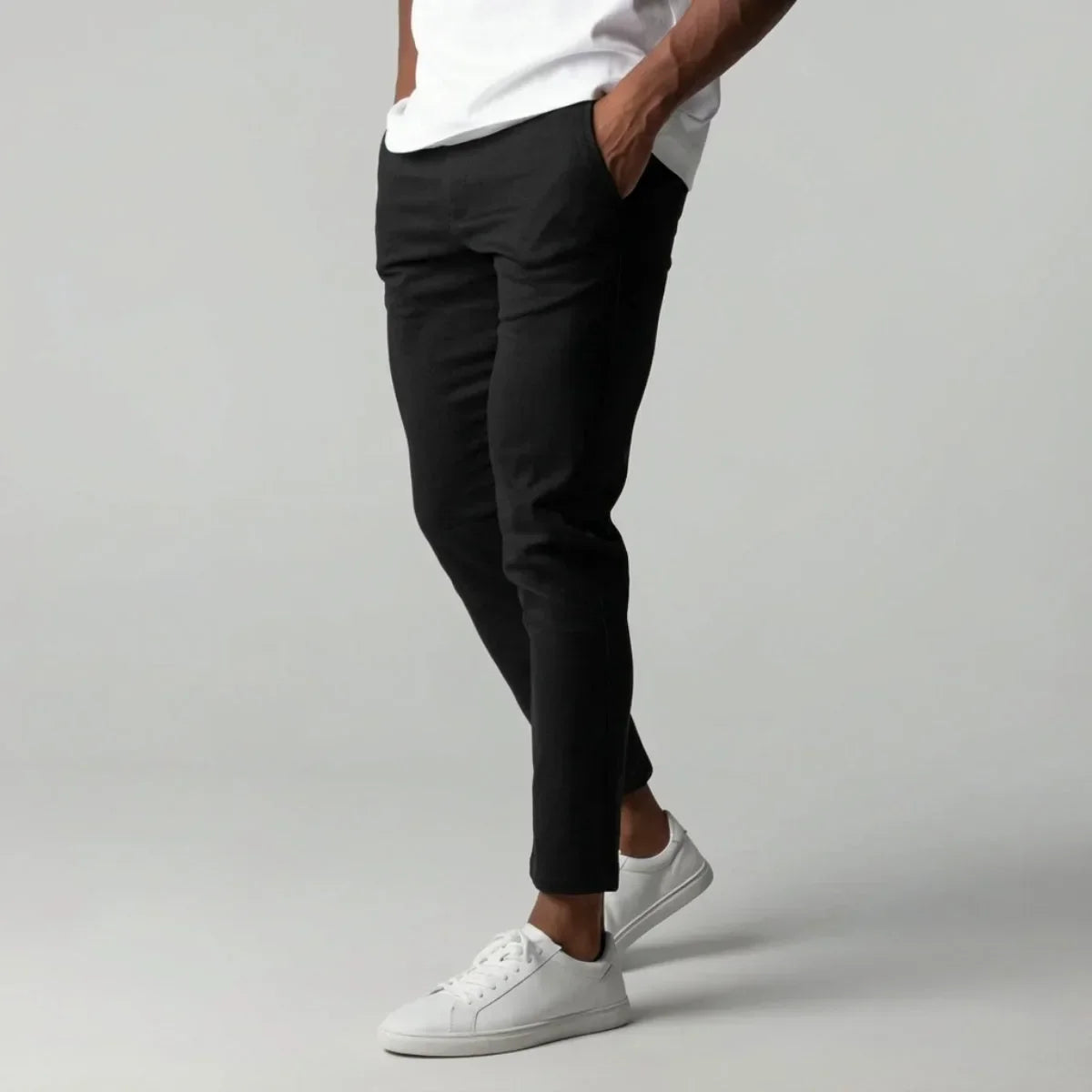 Pantalons chinos slim avec poches latérales