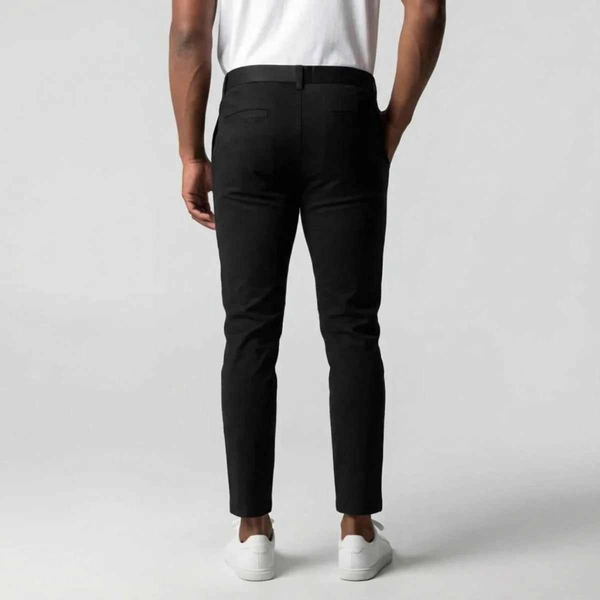 Pantalons chinos slim avec poches latérales