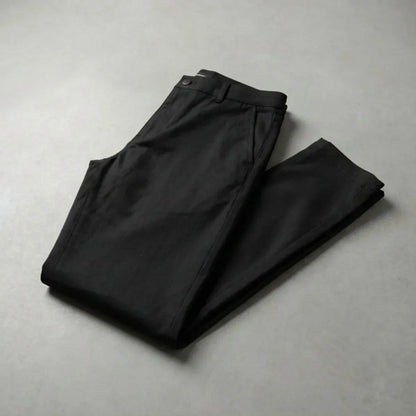 Slim fit chinos with side pockets