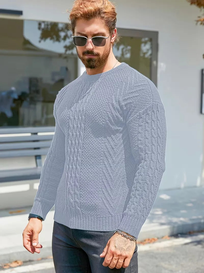 Pull ajusté à col rond avec motif torsadé
