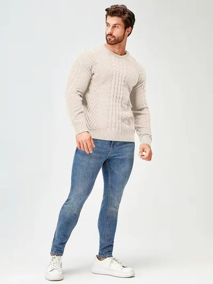 Pull ajusté à col rond avec motif torsadé