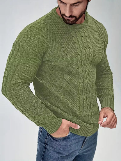 Pull ajusté à col rond avec motif torsadé