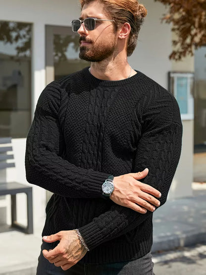 Pull ajusté à col rond avec motif torsadé