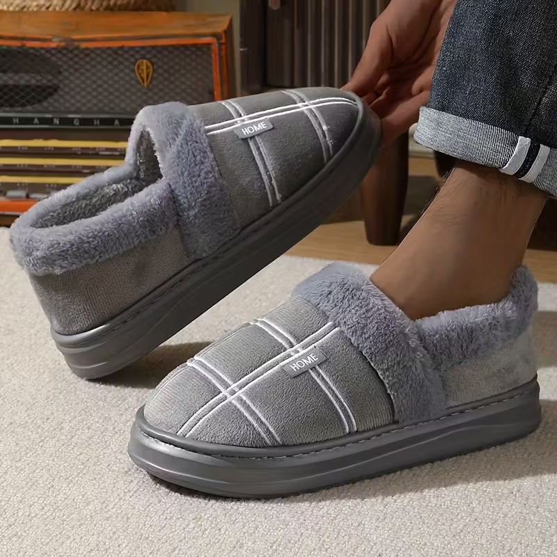Chaussons à motif à carreaux avec doublure en peluche