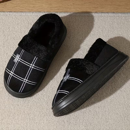 Slippers with check pattern and plush lining