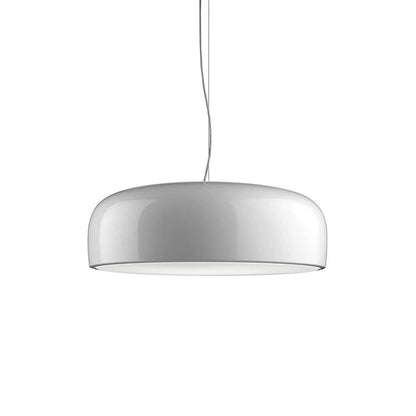 Candeeiro suspenso elegante e minimalista para interiores modernos