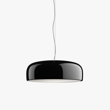 Candeeiro suspenso elegante e minimalista para interiores modernos