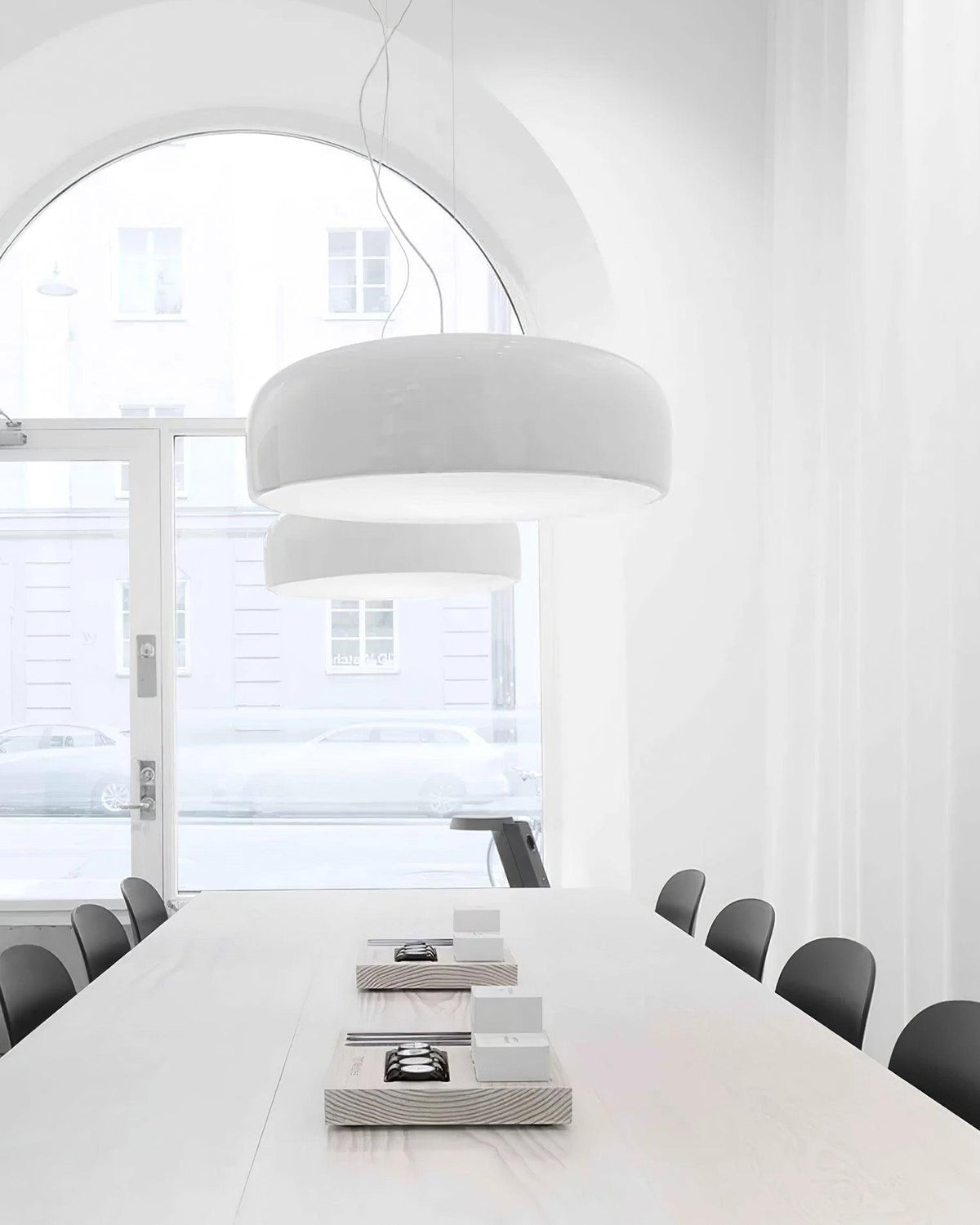 Sleek Minimalist Pendant Light for Modern Interiors
